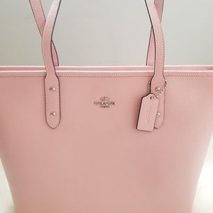 COACH Leather Tote Bag -  FLASH SALE!!!